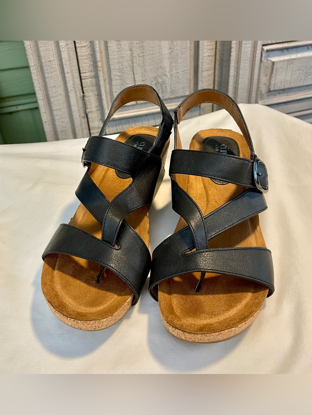 EuroSoft by Sofft Evelyn Wedge Sandals - Wmn's Sz 9M - Black/Strappy/Adjustable